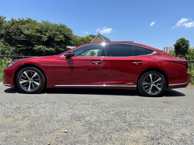 صورة 4 لـ 2020 Lexus LS