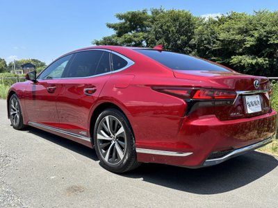 صورة 5 لـ 2020 Lexus LS