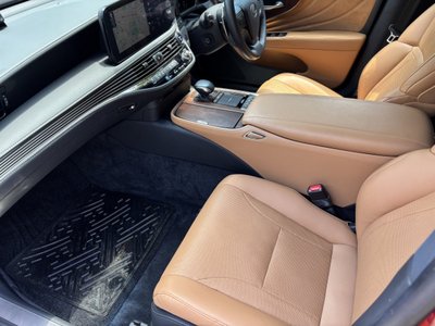 صورة مصغرة 14 لـ 2020 Lexus LS
