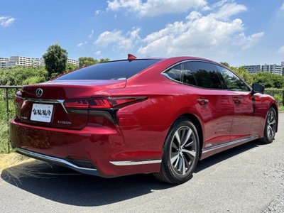 صورة 6 لـ 2020 Lexus LS