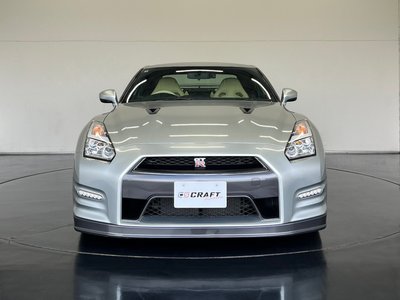 NISSAN GT-R - 3