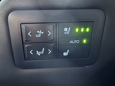 صورة مصغرة 32 لـ 2023 Toyota ALPHARD
