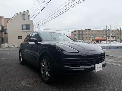 PORSCHE CAYENNE - 1