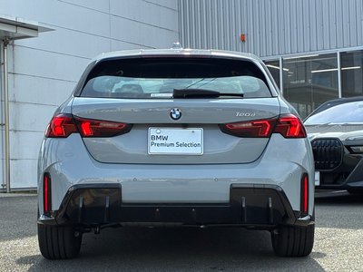 BMW 1 SERIES - 10