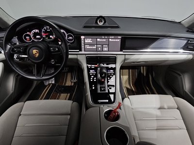 PORSCHE PANAMERA - 5