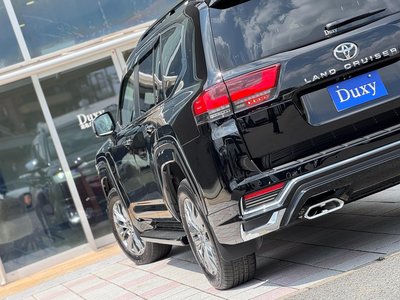 صورة مصغرة 36 لـ 2025 Toyota LAND CRUISER 300