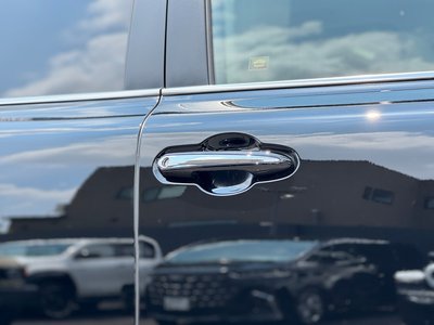 صورة مصغرة 28 لـ 2025 Toyota LAND CRUISER 300