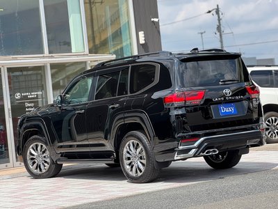 صورة مصغرة 35 لـ 2025 Toyota LAND CRUISER 300