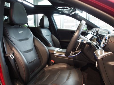 2023 Mercedes-BENZ C-CLASS AMG photo 7