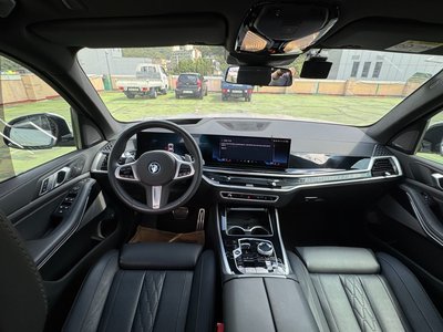 2025 BMW X5 photo 5