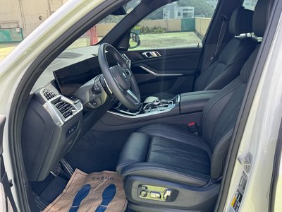 2025 BMW X5 photo 9