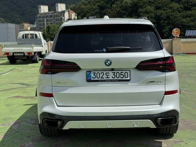 2025 BMW X5 photo 3