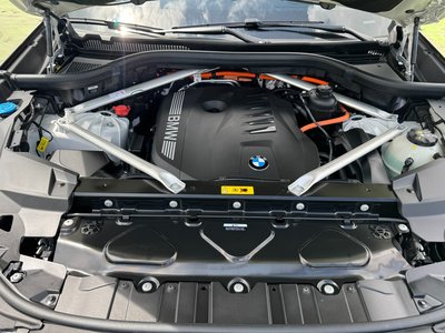 2025 BMW X5 photo 7