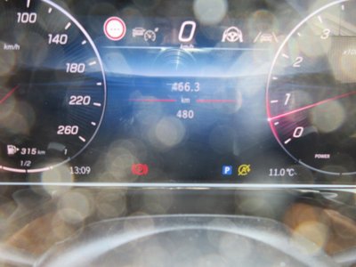 MERCEDES-BENZ E-CLASS - 7