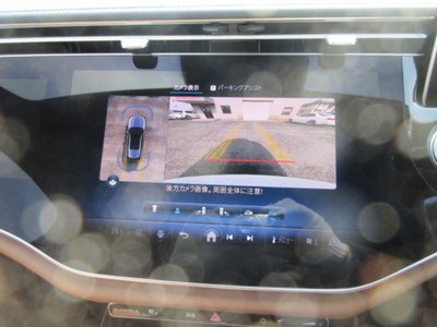 MERCEDES-BENZ E-CLASS - 10