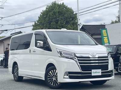 TOYOTA GRAND ACE - 1