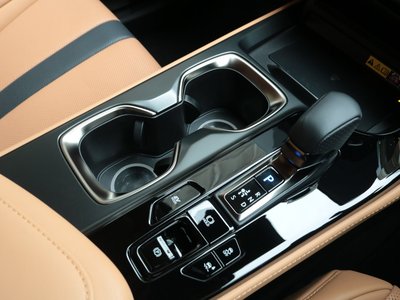 صورة مصغرة 39 لـ 2025 Lexus NX