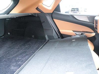 صورة مصغرة 46 لـ 2025 Lexus NX