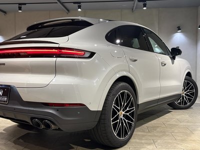 2024 Porsche CAYENNE — миниатюра 17