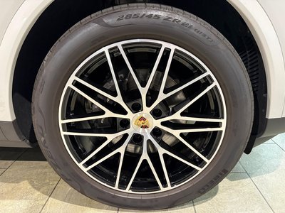 2024 Porsche CAYENNE 照片 5