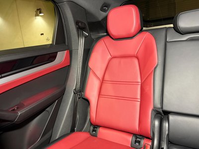 2024 Porsche CAYENNE — миниатюра 32