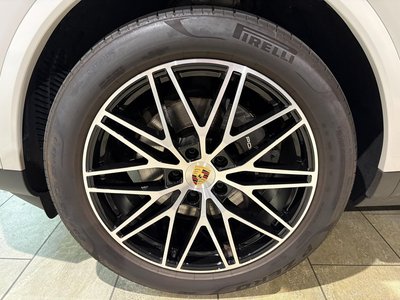 2024 Porsche CAYENNE — миниатюра 49
