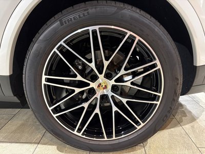 2024 Porsche CAYENNE — миниатюра 50