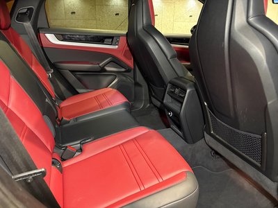 2024 Porsche CAYENNE — миниатюра 25