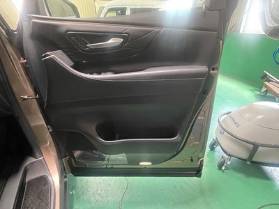 2025 Toyota ALPHARD 缩略图 26