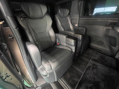 TOYOTA ALPHARD - 10