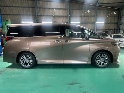 TOYOTA ALPHARD - 6