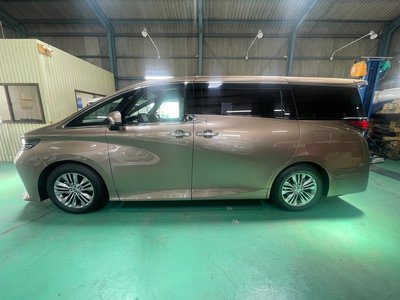 TOYOTA ALPHARD - 5