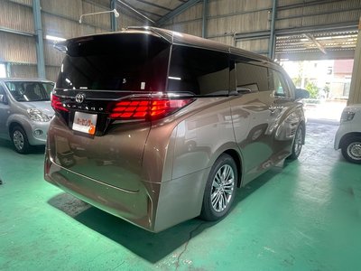 TOYOTA ALPHARD - 7