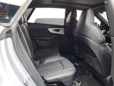 2021 AUDI Q8 thumbnail 17