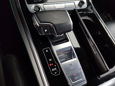 2021 AUDI Q8 thumbnail 12
