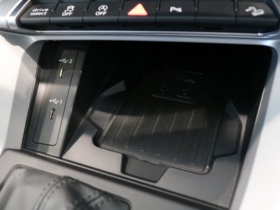 2025 AUDI Q3 — миниатюра 20