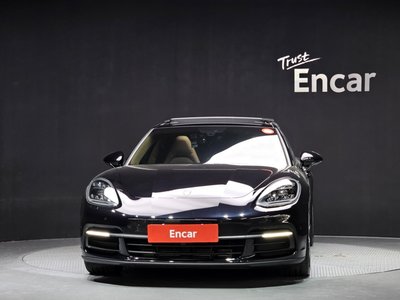 PORSCHE PANAMERA - 2