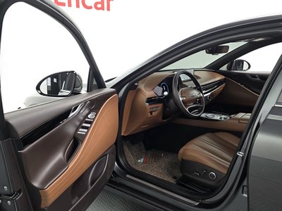GENESIS G80 (RG3) - 10