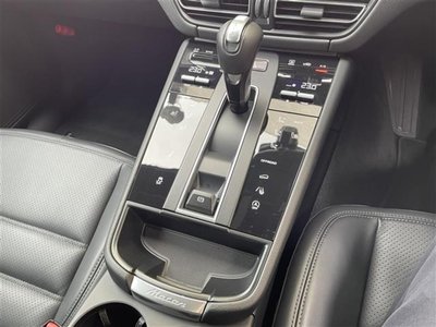 PORSCHE MACAN - 7