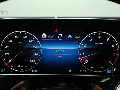 MERCEDES-BENZ E-CLASS - 8
