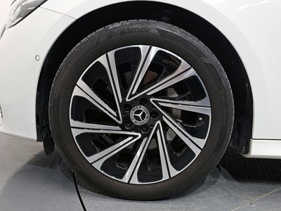 MERCEDES-BENZ E-CLASS - 6