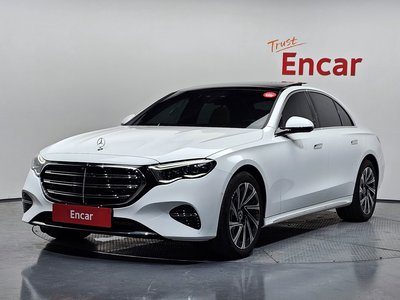 MERCEDES-BENZ E-CLASS - 1