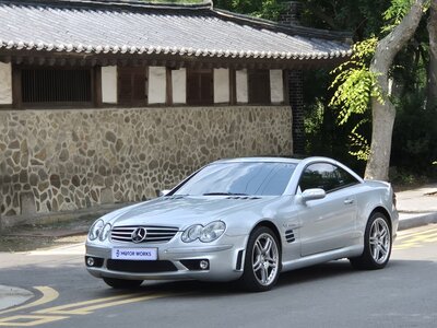 MERCEDES-BENZ SL