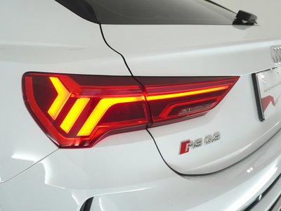 AUDI RS Q3 SPORTBACK - 9