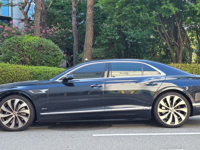 صورة 2 لـ 2024 Bentley FLYING SPUR
