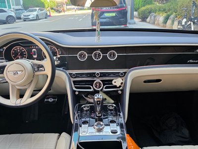 صورة 4 لـ 2024 Bentley FLYING SPUR