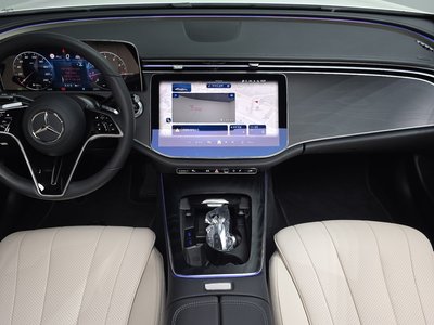 MERCEDES-BENZ E-CLASS - 5