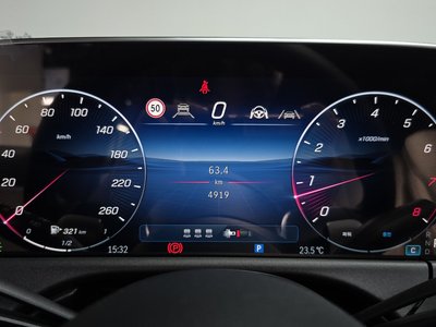 MERCEDES-BENZ E-CLASS - 8