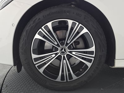 MERCEDES-BENZ E-CLASS - 6