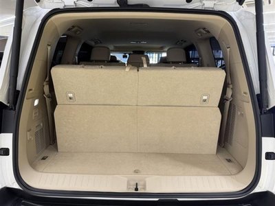 TOYOTA LAND CRUISER 300 - 9